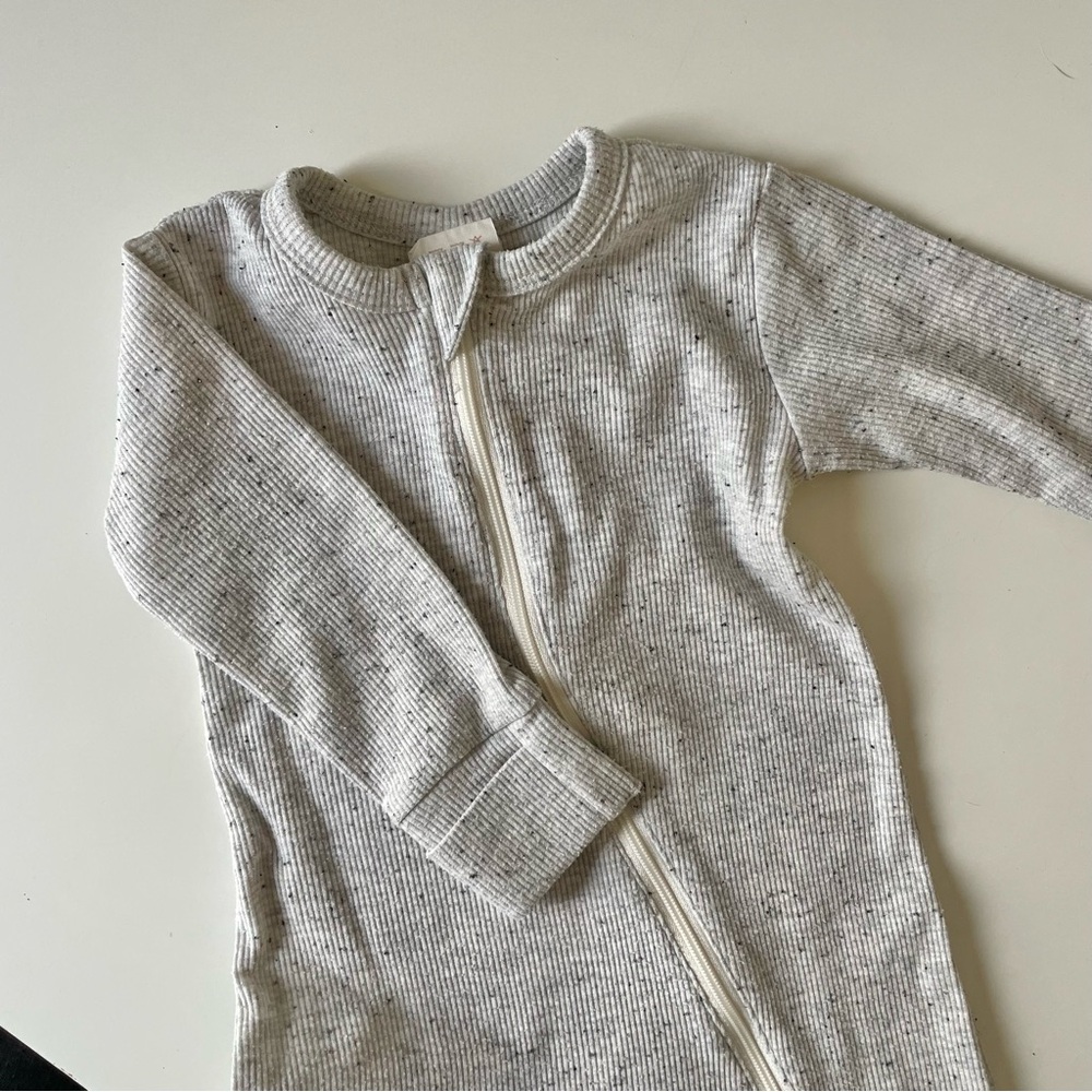 Ribbed 2-Way Zip Footie